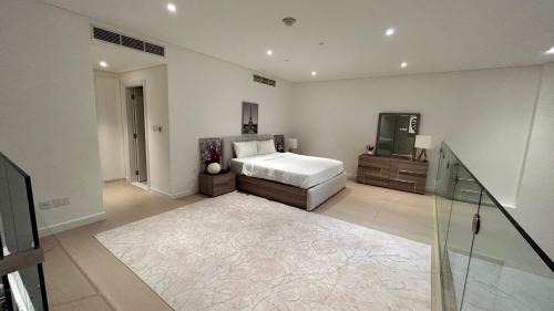 Saadiyat Cultural District Apartment | 1-Bed Loft with Pool View
