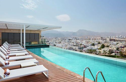 Al Khuwair Hotel | Hilton Garden Inn Muscat Al Khuwair
