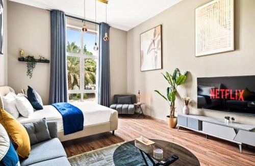 Discovery Gardens Apartment | Luxury apartment at Discovery