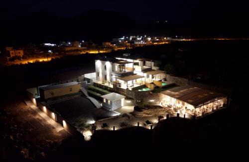Sayq House | ALOEVERA VILLAS & CAFA