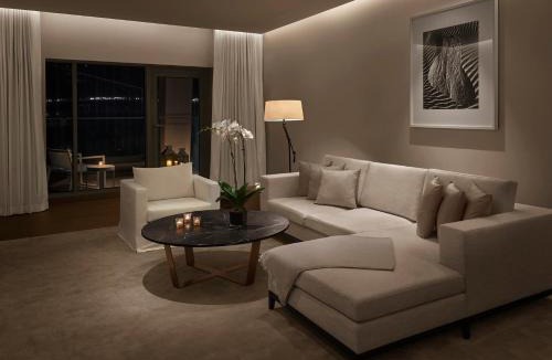 Abu Dhabi Hotel | The Abu Dhabi EDITION