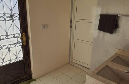 Al Khaznah House | Spacious Farm Stay with 3 bedroom & relaxing view