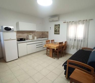Arbel House | צימר ארבלית - ליד טבריה ו כנרת בגליל ב ארבל צפון הארץ
