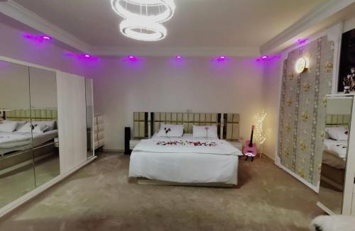 Ajman Ski Chalet | بنتهاوس ريف ورد