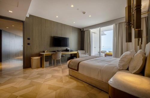 Palm Jumeirah Apartment | FIVE Palm Jumeirah 2BR Luxury Penthouse, Private Pool, Full Marina Sea View