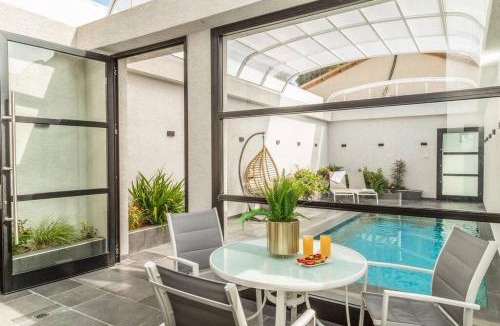 Dalton Apartment | גולד דרים בוטיק - סוויטות מדהימות עם בריכה פרטית מחוממת ומקורה וג'קוזי