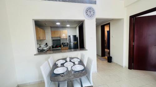International City Apartment | Newly furnished cozy ONE bed room Apartment 2 bathroom city view