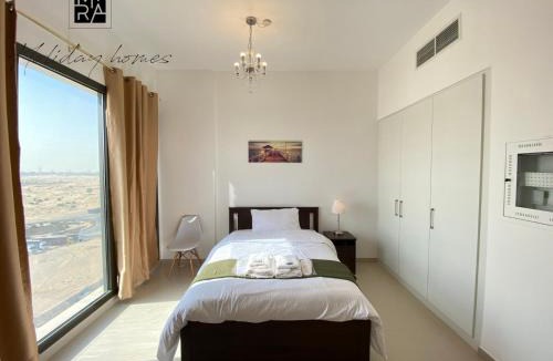 Dubai Apartment | Mira Holiday Homes - Serviced Studio in Una Apartment