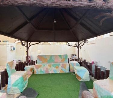 Beach & Coast Villa | Private Cottage