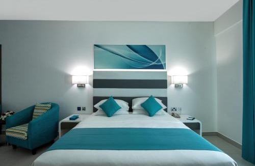 Al Muraqqabat Hotel | City Avenue Al Reqqa Hotel
