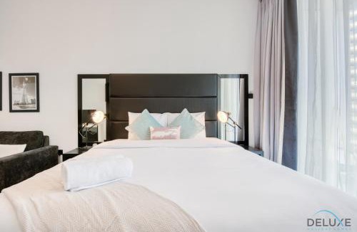 Dubai Sports City Apartment | Radiant Studio at Giovanni Boutique Suites DSC by Deluxe Holiday Homes