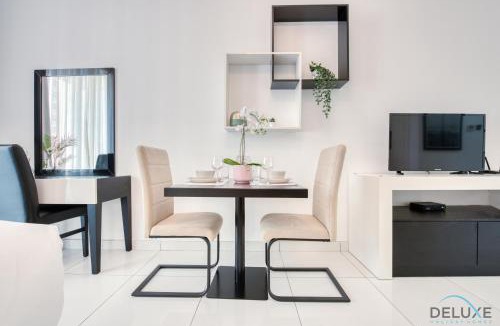 Dubai Sports City Apartment | Radiant Studio at Giovanni Boutique Suites DSC by Deluxe Holiday Homes