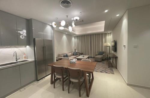 Sharm Apartment | Luxurious 2 Bedroom Apartment - Address Beach Resort Fujairah