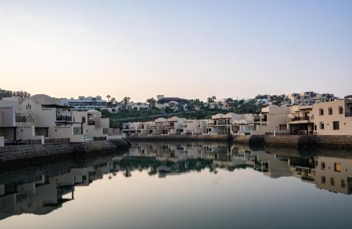 Ras Al Khaimah Resort | The Cove Rotana Resort - Ras Al Khaimah