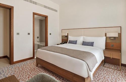 Dubai World Central Apartment | Staybridge Suites Dubai Al-Maktoum Airport by IHG
