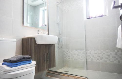International City House | Warsan Star Residence - Home Stay