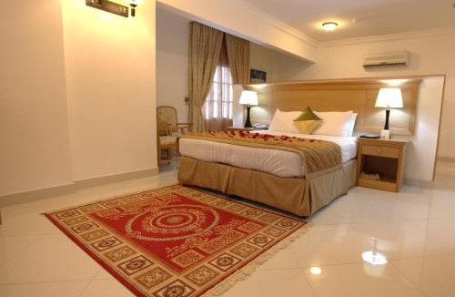 Al Ghubrah Ash Shamaliyyah Hotel | Al Maha Int Hotel Oman