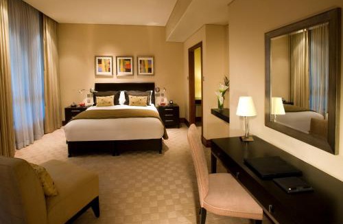 Al Maqta Apartment | Shangri-La Hotel Apartments Qaryat Al Beri