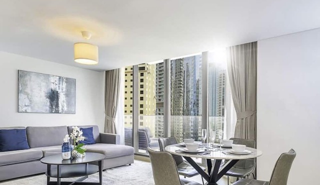 LUX Contemporary Suite Marina View 6