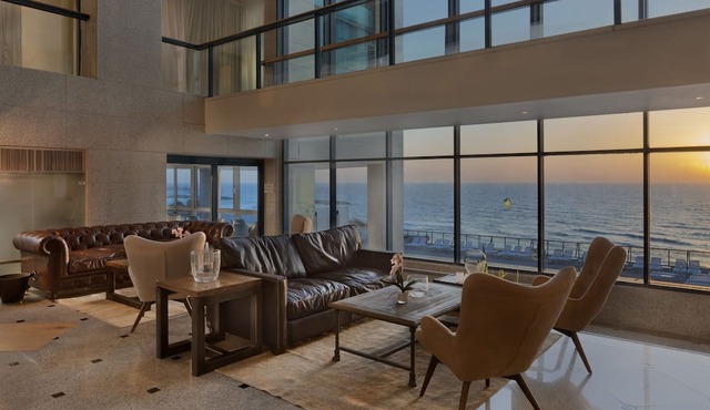Herbert Samuel Okeanos Suites Herzilya