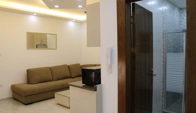 Amazing one Bedroom Apartment in Amman, Elwebdah 5