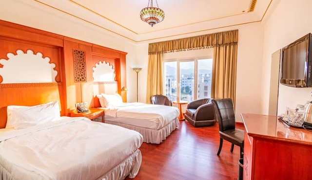 Platinum Hotel