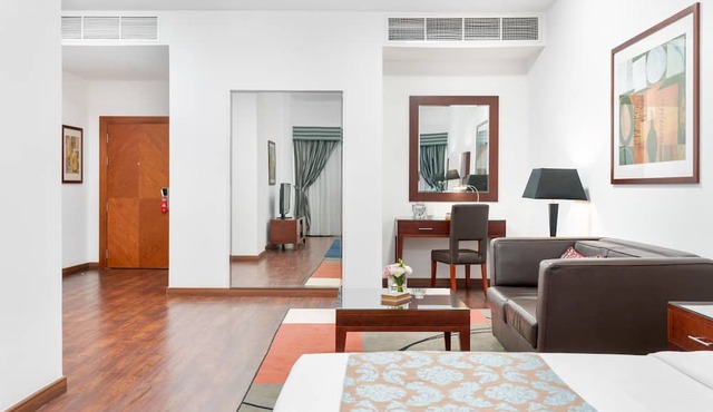 Golden Sands Hotel & Residences