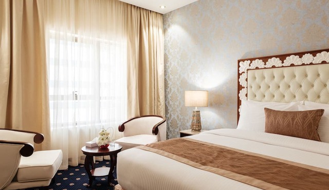 CRYSTAL PLAZA AL MAJAZ HOTEL