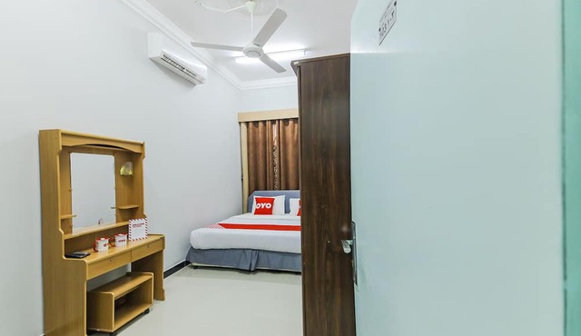 Super OYO 110 Ras Al Hadd Guest House