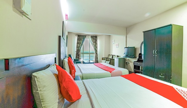 OYO 394 Dana Al Buhaira Beach Hotel