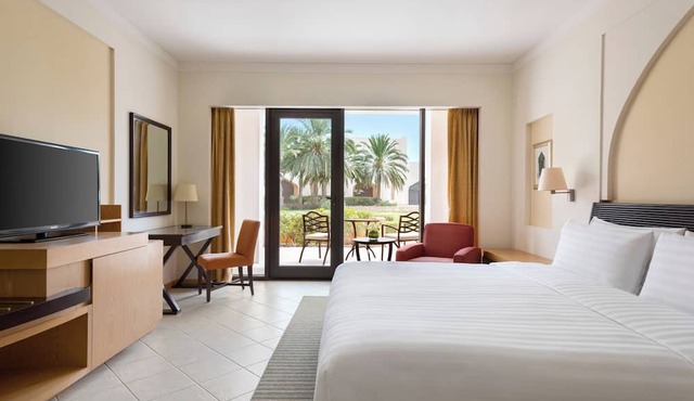 Hilton Muscat Al Bandar