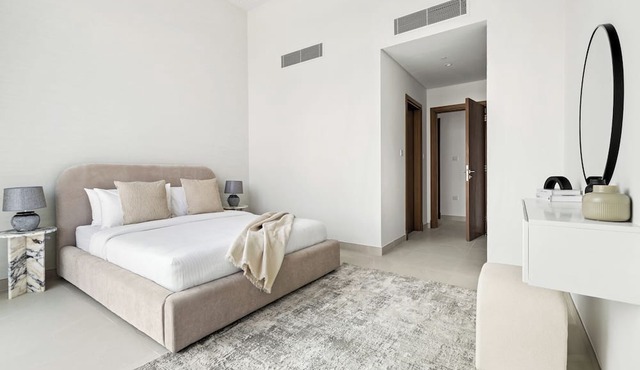 2BR plus M Pet-Friendly Prime Amenities