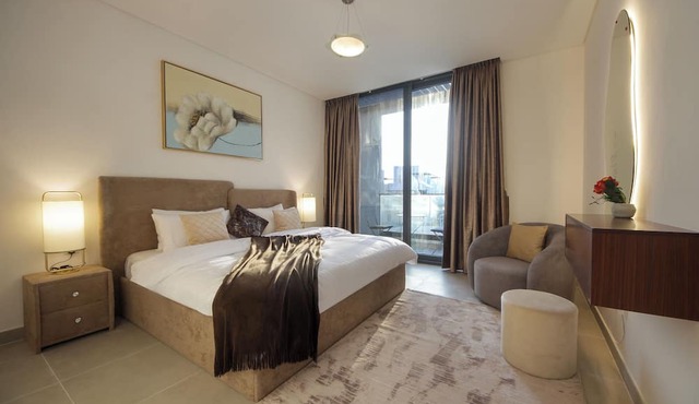 Luxurious 4BR Villa with Private Garden