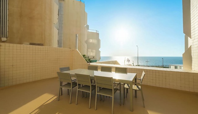 Netanya Beach & Pool Stay by Sea N' Rent