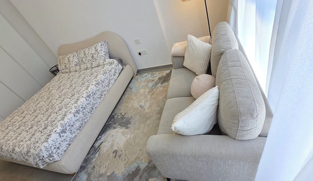 Midori Elegant Living
