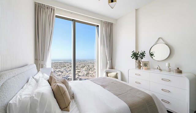 1BR 3802 Forte Tower 2