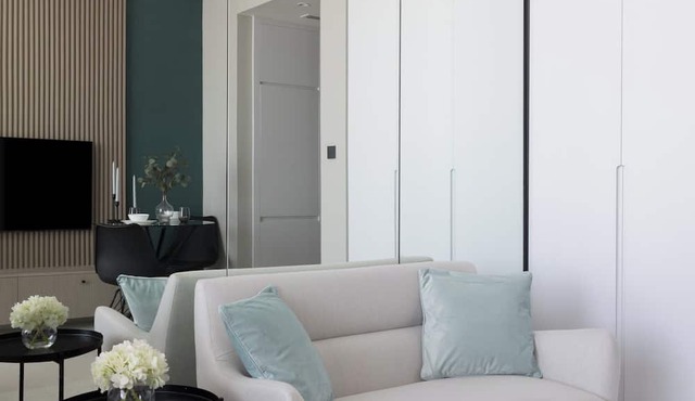 Cozy studio at Westwood By IMTIAZ