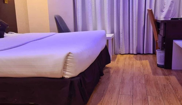 Raha Grand Hotel