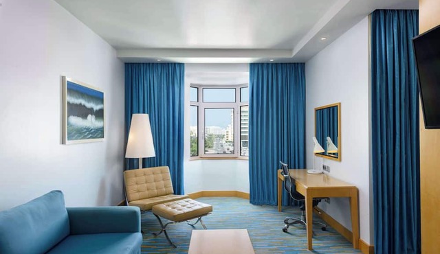 Radisson Blu Hotel, Muscat