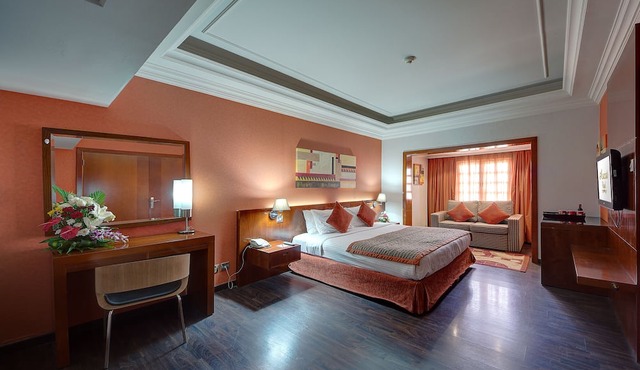 Ascot Hotel