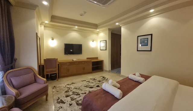 ALNEBRAS HOTEL