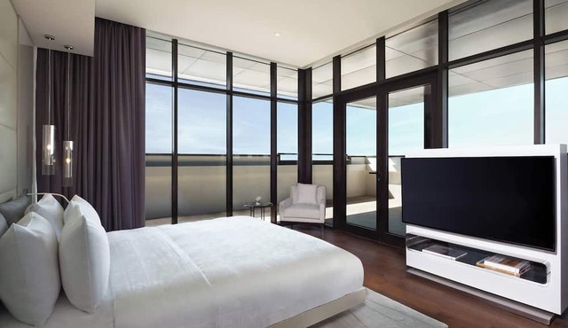 La Ville Hotel & Suites CITY WALK, Dubai, Autograph Collection