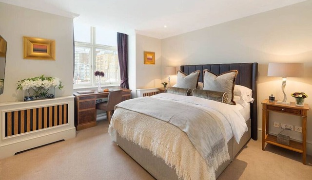 £5m Hyde Park Georgian Duplex | Mayfair, Kensington Palace & Notting Hill in Lancaster Gate