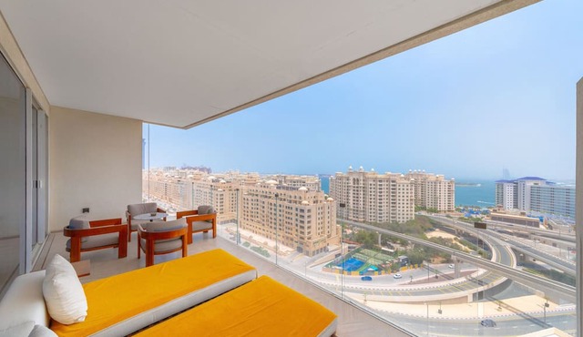 Fascinating 1BR with Burj Arab View at FIVE Palm