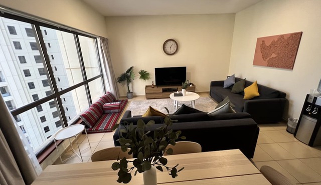 Robin Beach Hostel JBR