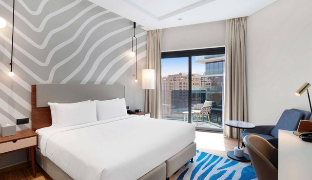 Adagio Premium The Palm