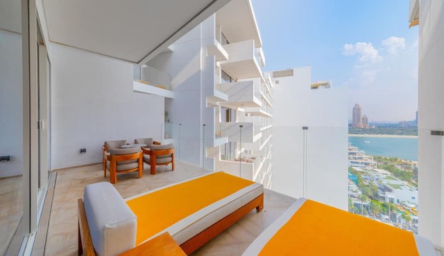 Lavish Sea View 2BR at FIVE Palm