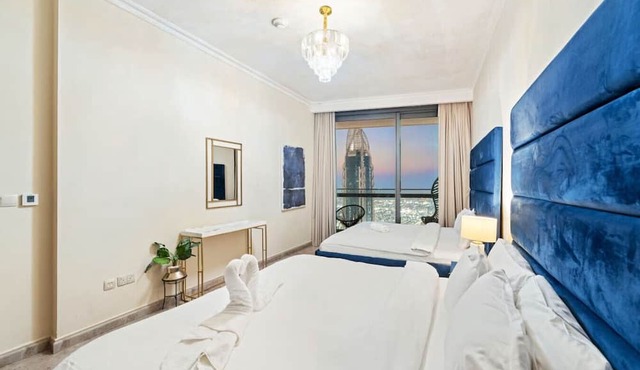 Luxury 2BR | Skyline Sea View Direct Mall Metro Dining Shops City Walk