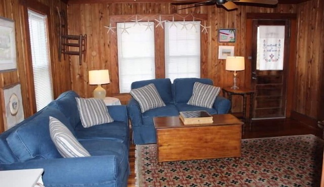 Cozy Cute Historic - Seaspray Cottage #3 in Nags Head