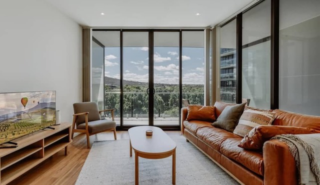 Center 1-Bed with Gym, BBQ and Stunning Views in City